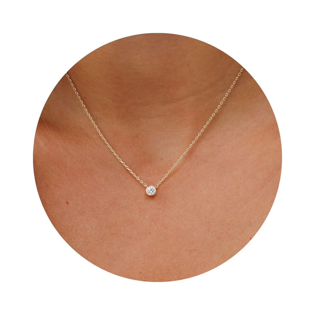 Gold-Plated Faux Diamond Pendant Choker